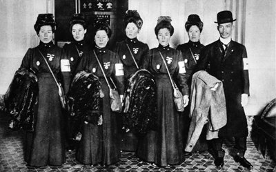 Japans Red Cross work in aid of her Allies: An additional medical unit starting for Russia, from The Illustrated War News, 1916 by Japanese Photographer